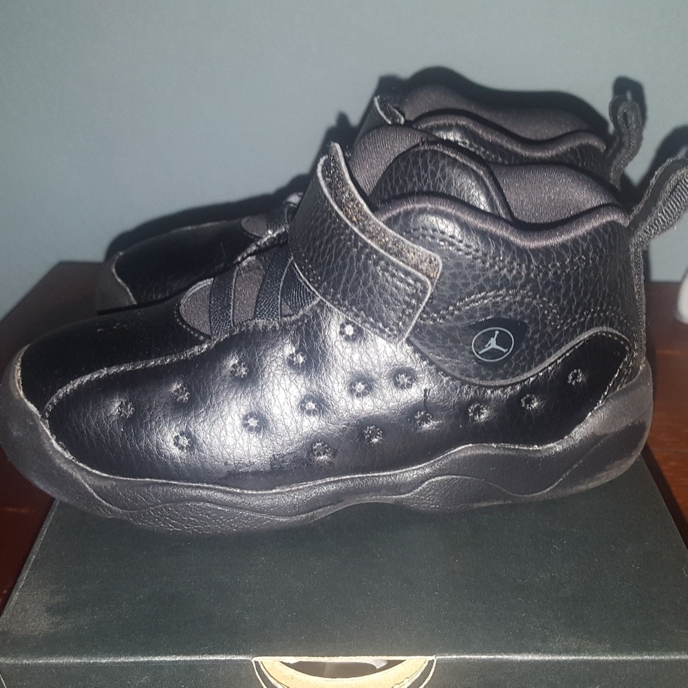 Black Jordan's High-tops